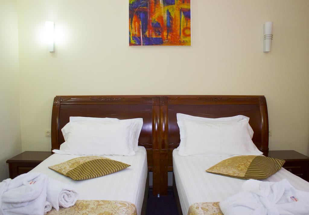 Hotel Vanilla Batoumi Chambre photo