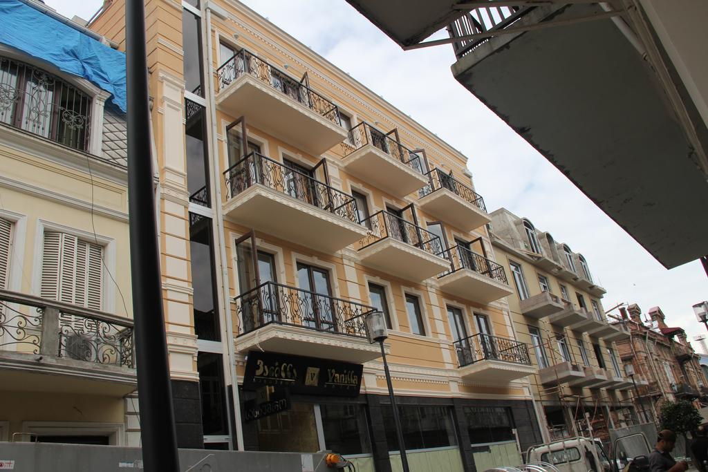 Hotel Vanilla Batoumi Extérieur photo